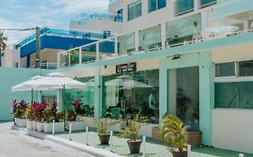 Hotel Checkin El Cortecito Beach